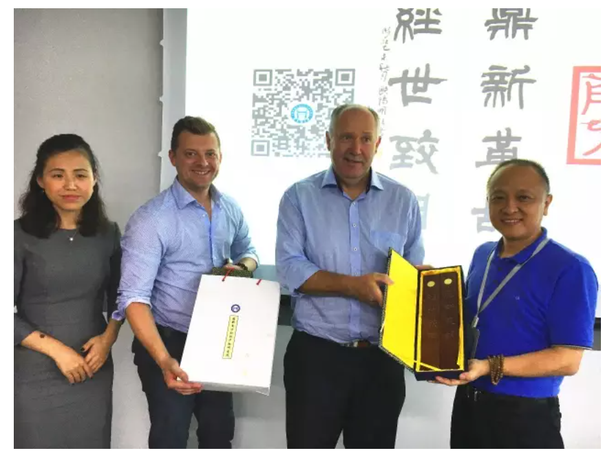 1753410156421632.png image.png